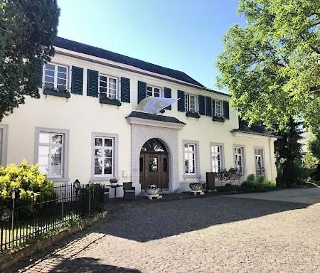 Karolingerhof - Mosel Hotel Krov Exterior photo